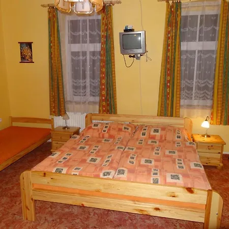 Guest house Na Rozcesti 3*