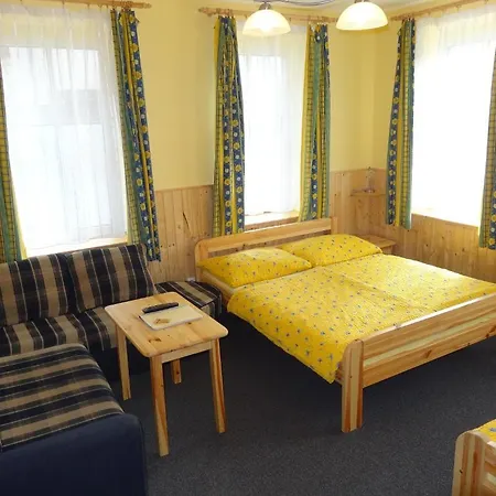 Guest house Na Rozcesti 3*
