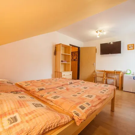 Na Rozcesti Guest house