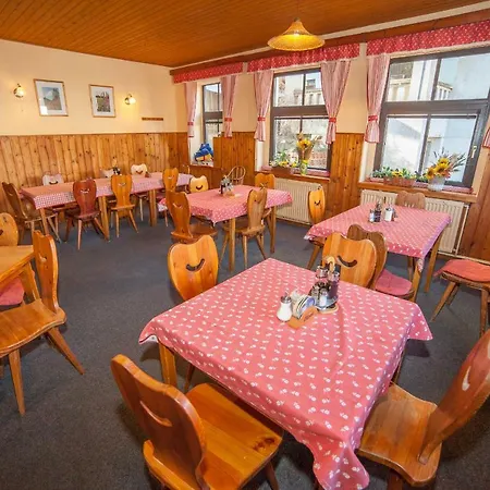 Guest house Na Rozcesti 3*