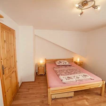 Na Rozcesti 3*